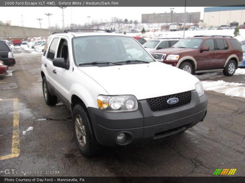 Oxford White / Medium/Dark Flint 2006 Ford Escape XLT 4WD