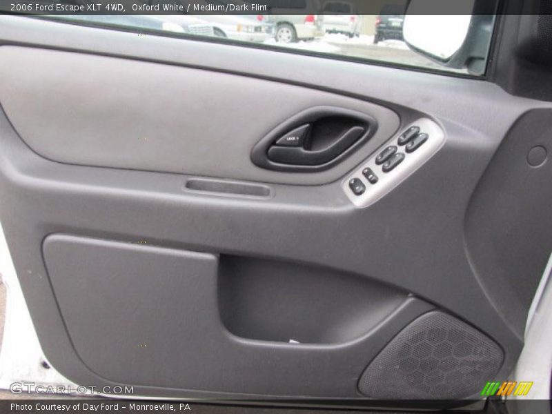 Oxford White / Medium/Dark Flint 2006 Ford Escape XLT 4WD