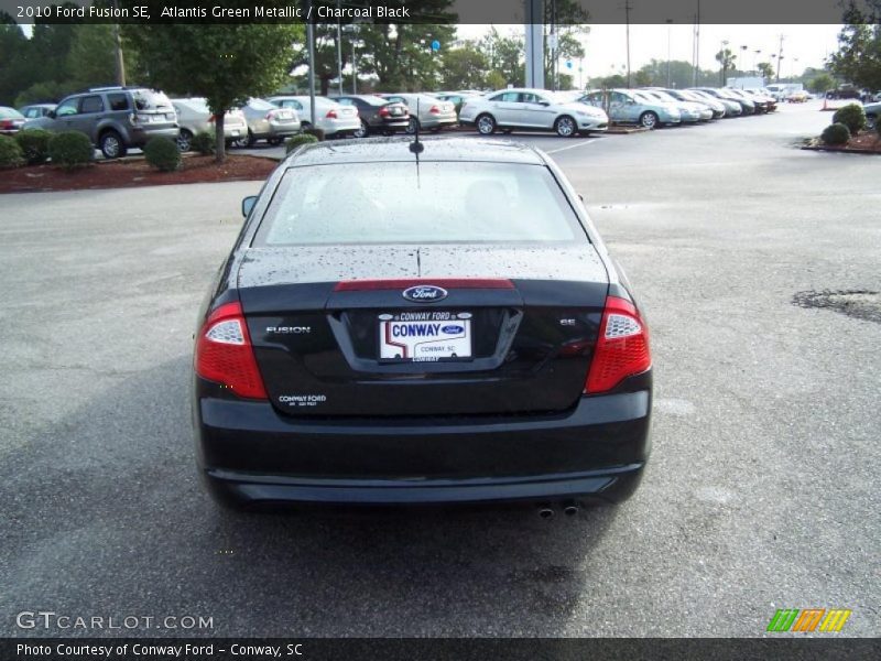 Atlantis Green Metallic / Charcoal Black 2010 Ford Fusion SE