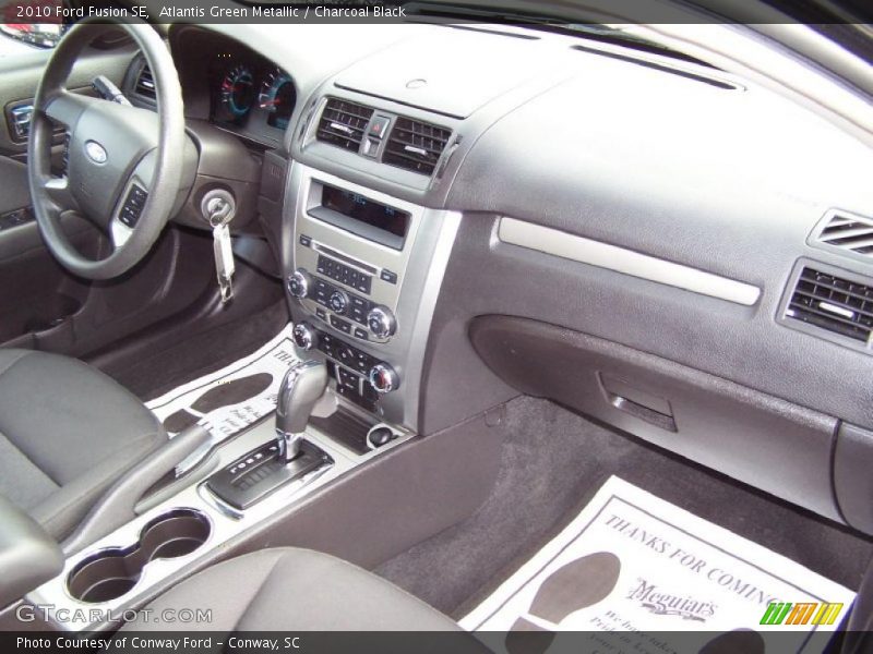 Atlantis Green Metallic / Charcoal Black 2010 Ford Fusion SE
