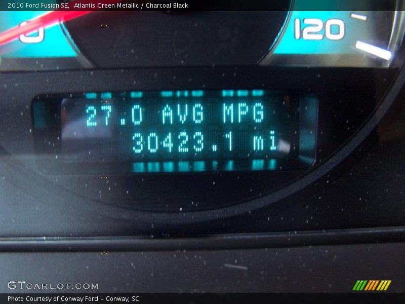 Atlantis Green Metallic / Charcoal Black 2010 Ford Fusion SE