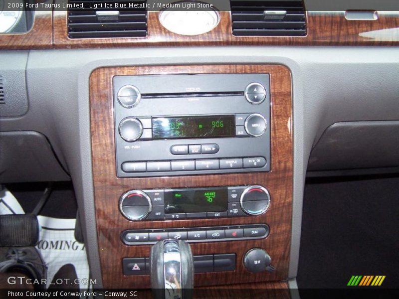 Light Ice Blue Metallic / Medium Light Stone 2009 Ford Taurus Limited