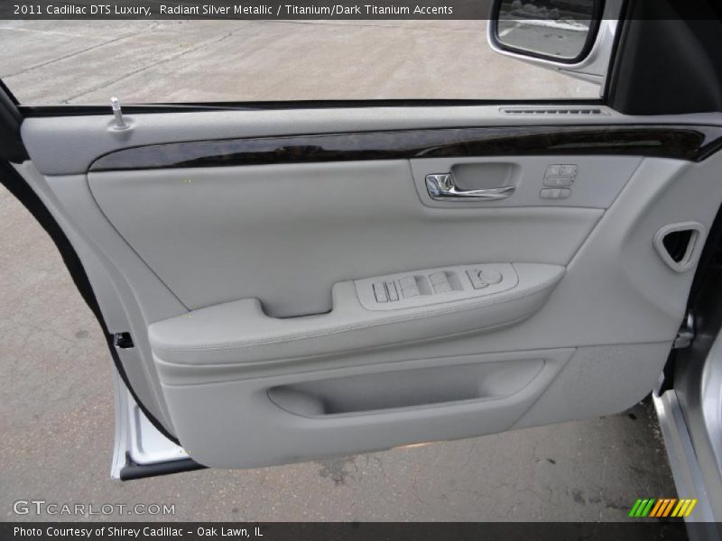 Door Panel of 2011 DTS Luxury
