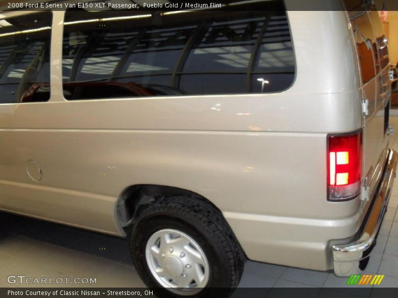 Pueblo Gold / Medium Flint 2008 Ford E Series Van E150 XLT Passenger