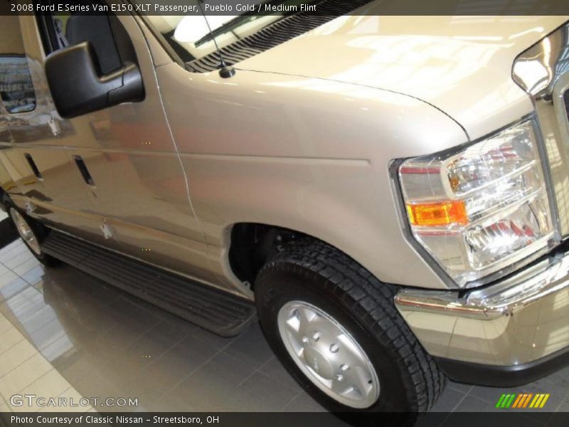 Pueblo Gold / Medium Flint 2008 Ford E Series Van E150 XLT Passenger