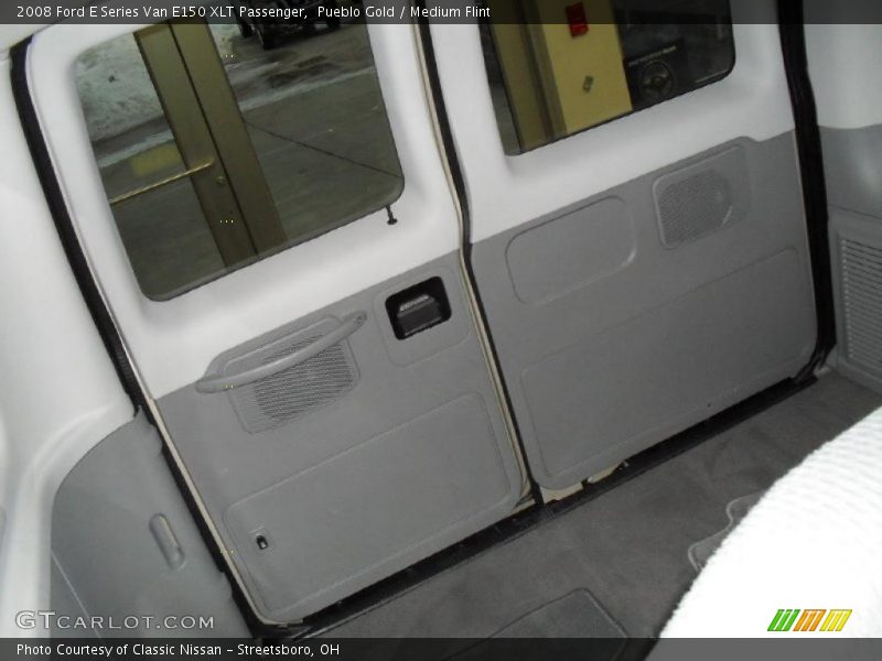 Pueblo Gold / Medium Flint 2008 Ford E Series Van E150 XLT Passenger