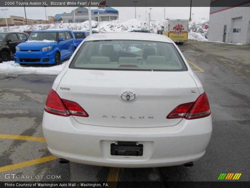 Blizzard White Pearl / Ivory 2006 Toyota Avalon XL