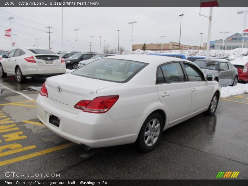 Blizzard White Pearl / Ivory 2006 Toyota Avalon XL