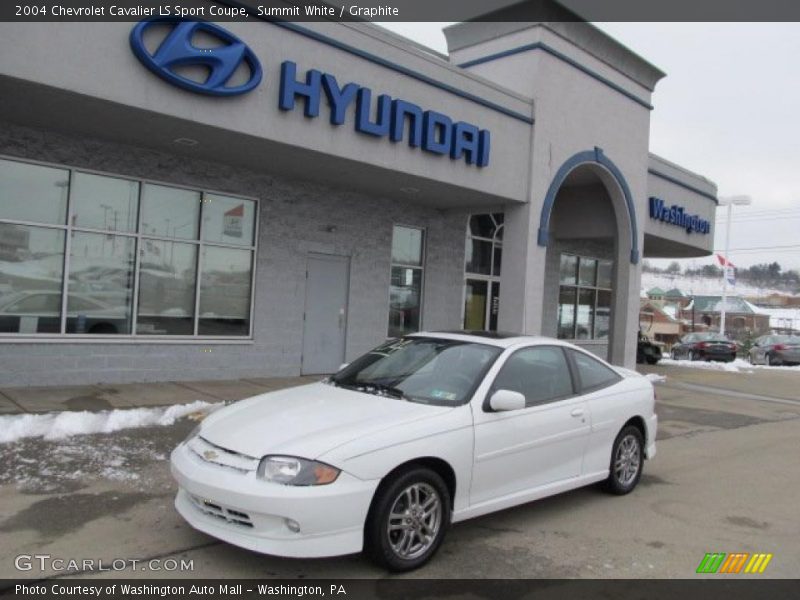 Summit White / Graphite 2004 Chevrolet Cavalier LS Sport Coupe
