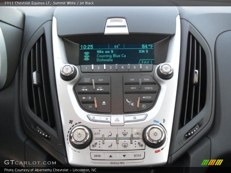 Summit White / Jet Black 2011 Chevrolet Equinox LT