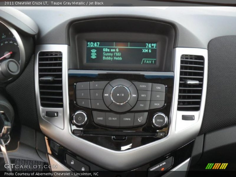 Taupe Gray Metallic / Jet Black 2011 Chevrolet Cruze LT
