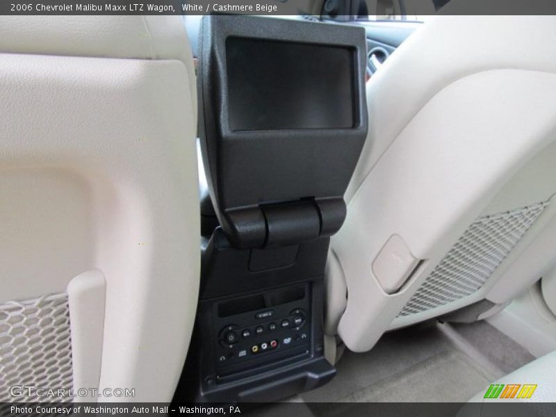 Controls of 2006 Malibu Maxx LTZ Wagon