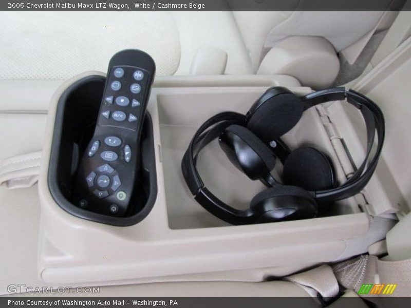 White / Cashmere Beige 2006 Chevrolet Malibu Maxx LTZ Wagon