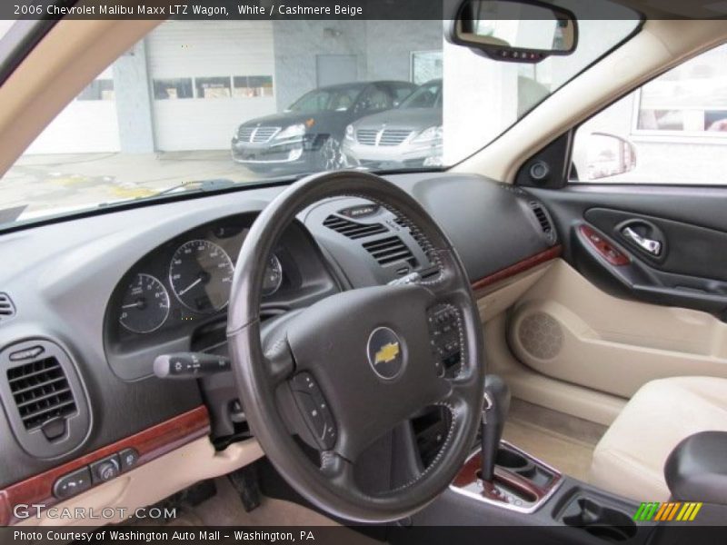  2006 Malibu Maxx LTZ Wagon Cashmere Beige Interior