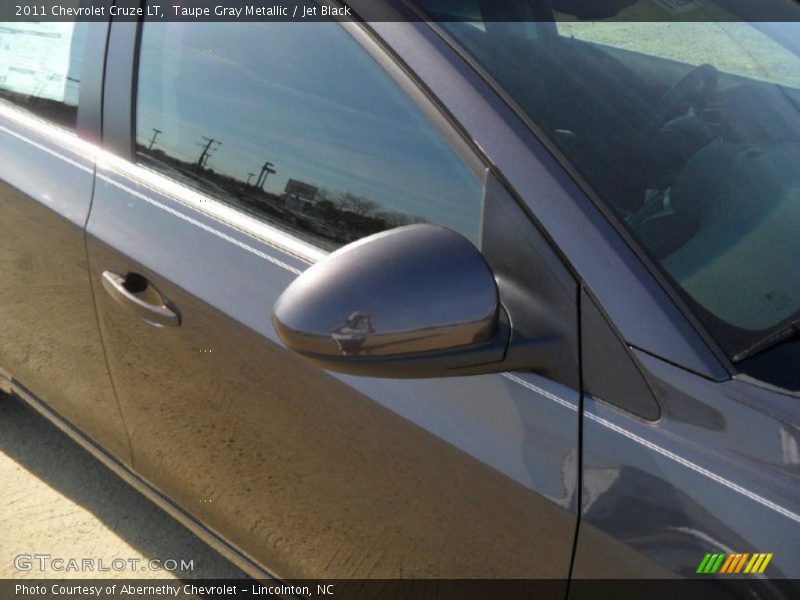 Taupe Gray Metallic / Jet Black 2011 Chevrolet Cruze LT