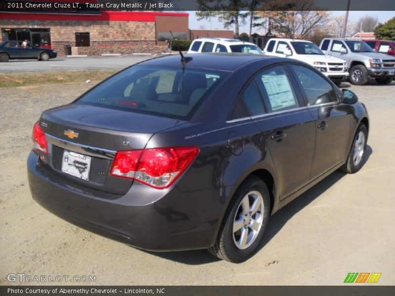 Taupe Gray Metallic / Jet Black 2011 Chevrolet Cruze LT