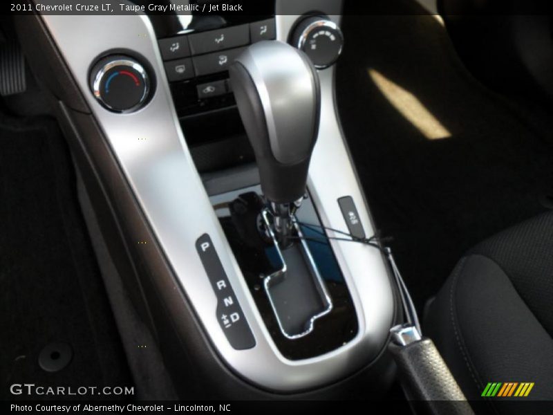 Taupe Gray Metallic / Jet Black 2011 Chevrolet Cruze LT