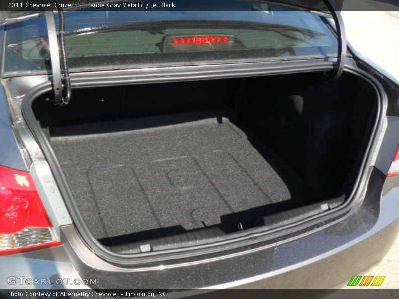 Taupe Gray Metallic / Jet Black 2011 Chevrolet Cruze LT
