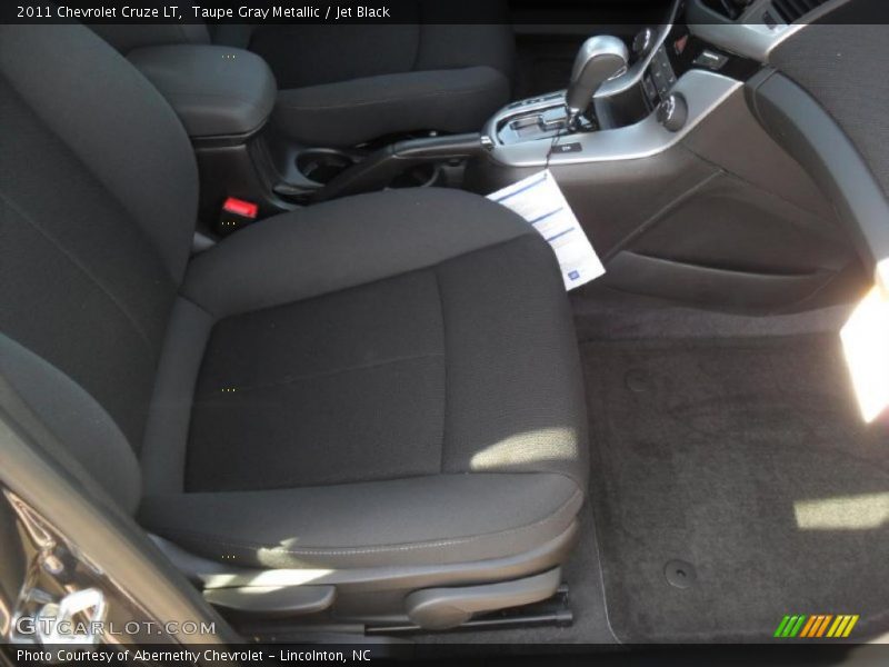 Taupe Gray Metallic / Jet Black 2011 Chevrolet Cruze LT