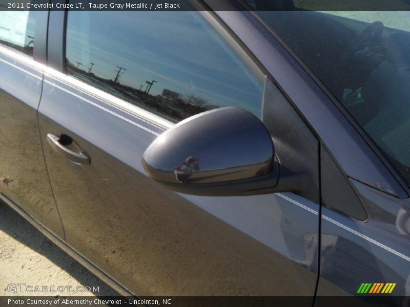 Taupe Gray Metallic / Jet Black 2011 Chevrolet Cruze LT
