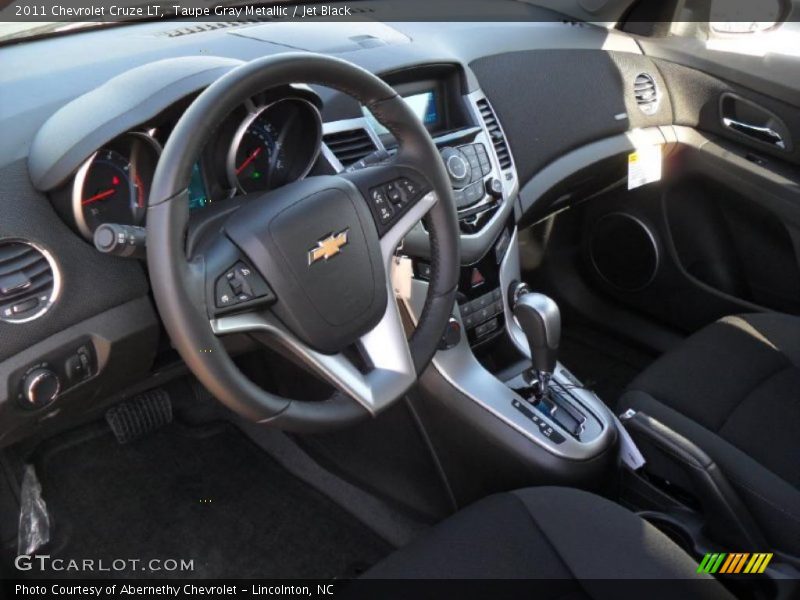 Taupe Gray Metallic / Jet Black 2011 Chevrolet Cruze LT