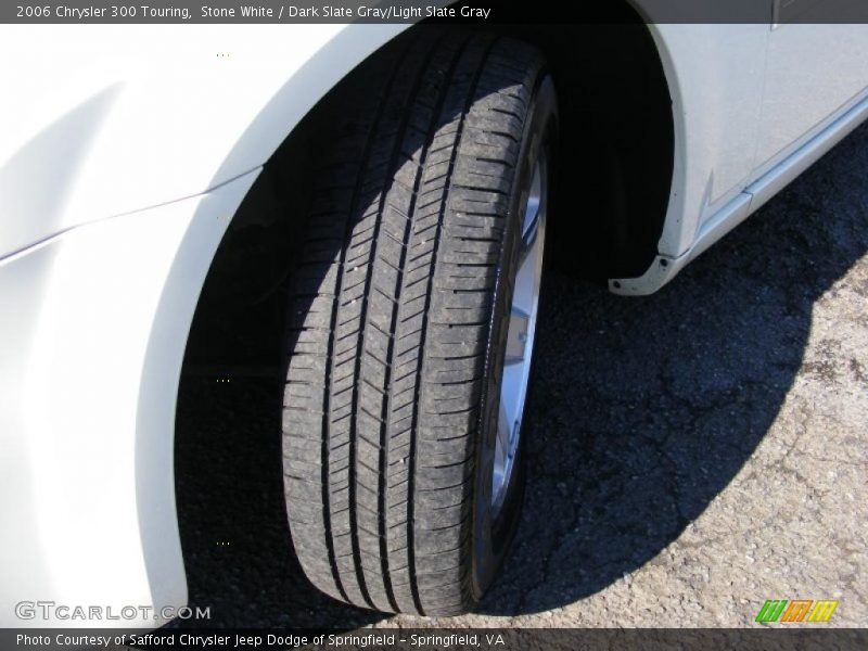 Stone White / Dark Slate Gray/Light Slate Gray 2006 Chrysler 300 Touring