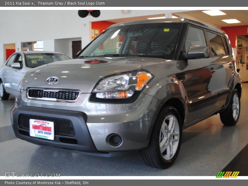Titanium Gray / Black Soul Logo Cloth 2011 Kia Soul +