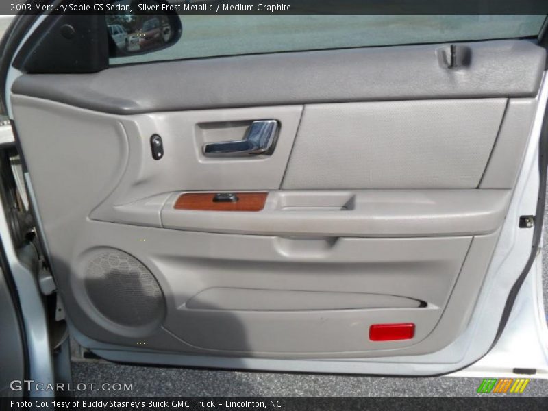 Door Panel of 2003 Sable GS Sedan