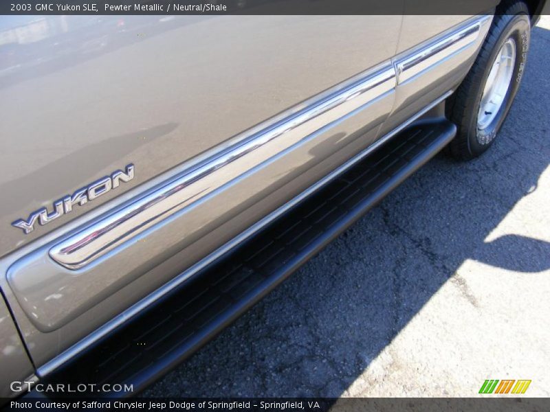 Pewter Metallic / Neutral/Shale 2003 GMC Yukon SLE
