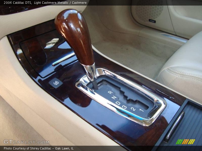 Light Cashmere Metallic / Cashmere 2006 Cadillac DTS