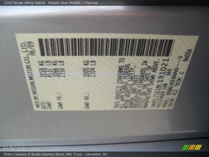Radiant Silver Metallic / Charcoal 2009 Nissan Altima Hybrid