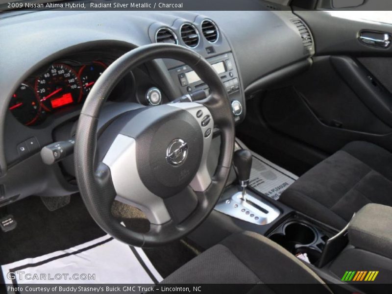 Radiant Silver Metallic / Charcoal 2009 Nissan Altima Hybrid