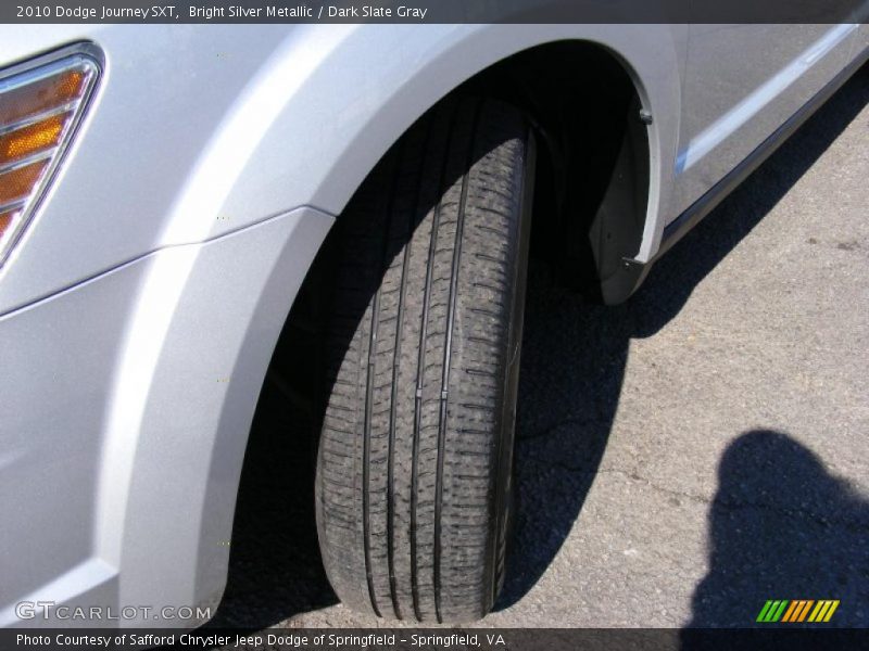 Bright Silver Metallic / Dark Slate Gray 2010 Dodge Journey SXT