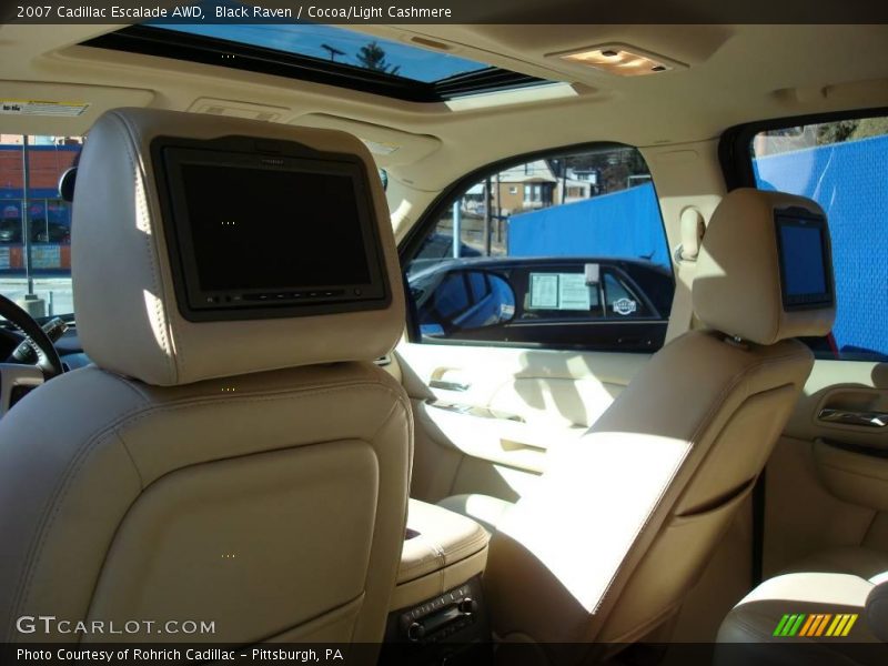 Black Raven / Cocoa/Light Cashmere 2007 Cadillac Escalade AWD