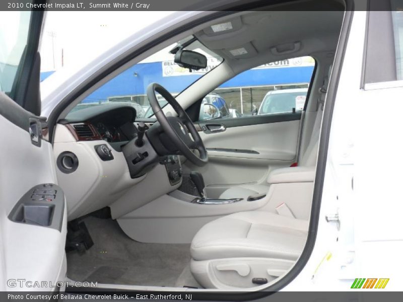 Summit White / Gray 2010 Chevrolet Impala LT