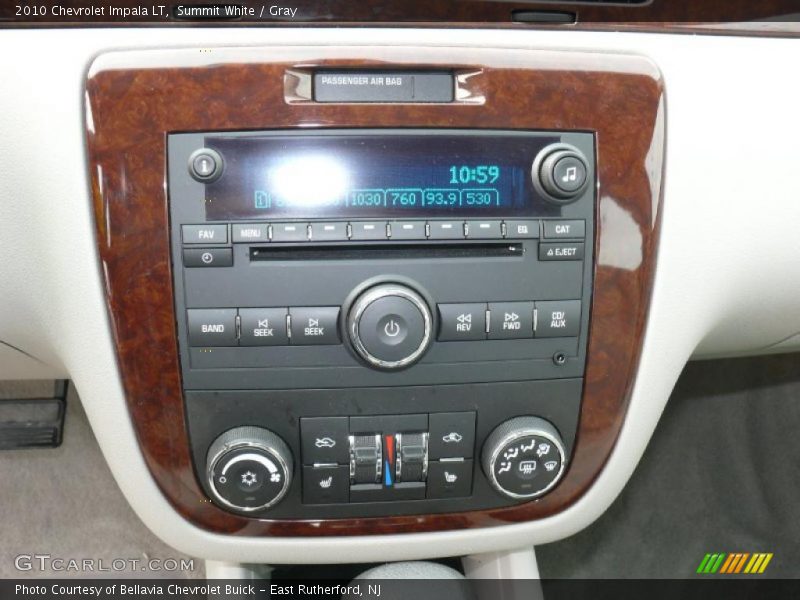 Summit White / Gray 2010 Chevrolet Impala LT