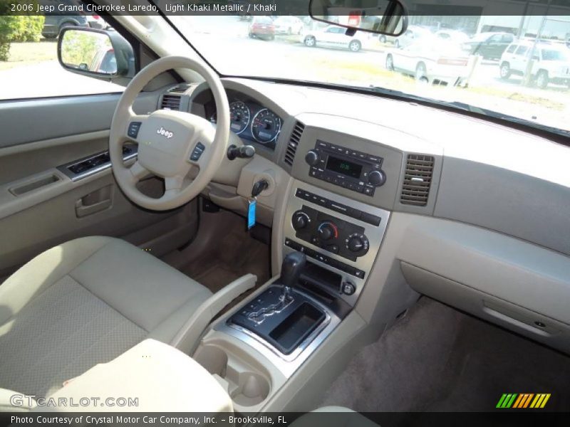 Light Khaki Metallic / Khaki 2006 Jeep Grand Cherokee Laredo