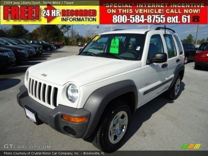 Stone White / Taupe 2004 Jeep Liberty Sport