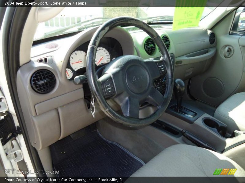 Stone White / Taupe 2004 Jeep Liberty Sport
