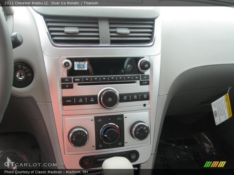 Controls of 2011 Malibu LS