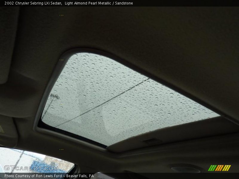 Light Almond Pearl Metallic / Sandstone 2002 Chrysler Sebring LXi Sedan