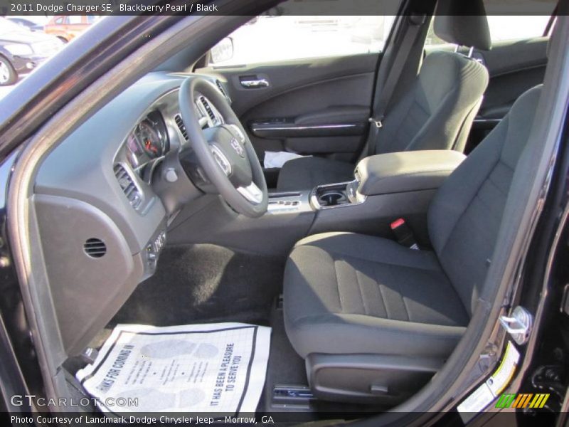 Blackberry Pearl / Black 2011 Dodge Charger SE