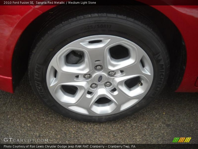 Sangria Red Metallic / Medium Light Stone 2010 Ford Fusion SE
