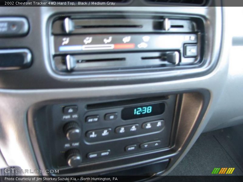 Black / Medium Gray 2002 Chevrolet Tracker 4WD Hard Top