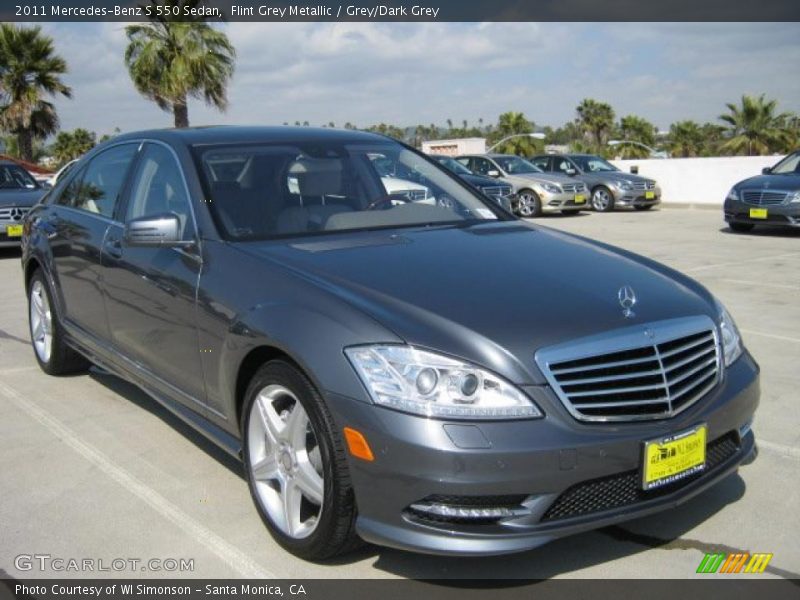 Front 3/4 View of 2011 S 550 Sedan