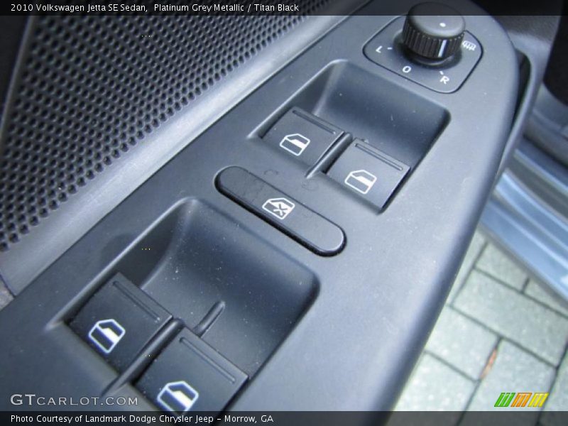 Platinum Grey Metallic / Titan Black 2010 Volkswagen Jetta SE Sedan