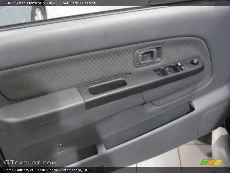 Super Black / Charcoal 2003 Nissan Xterra SE V6 4x4