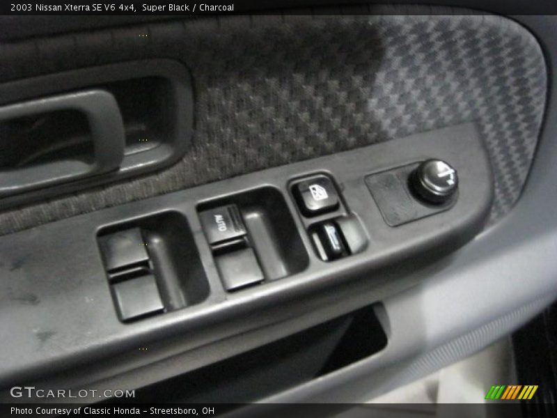 Super Black / Charcoal 2003 Nissan Xterra SE V6 4x4