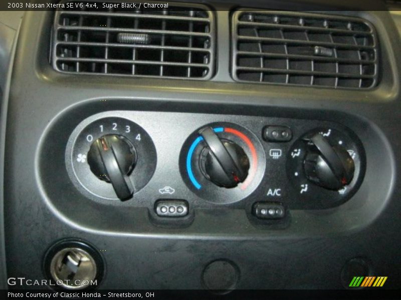 Super Black / Charcoal 2003 Nissan Xterra SE V6 4x4