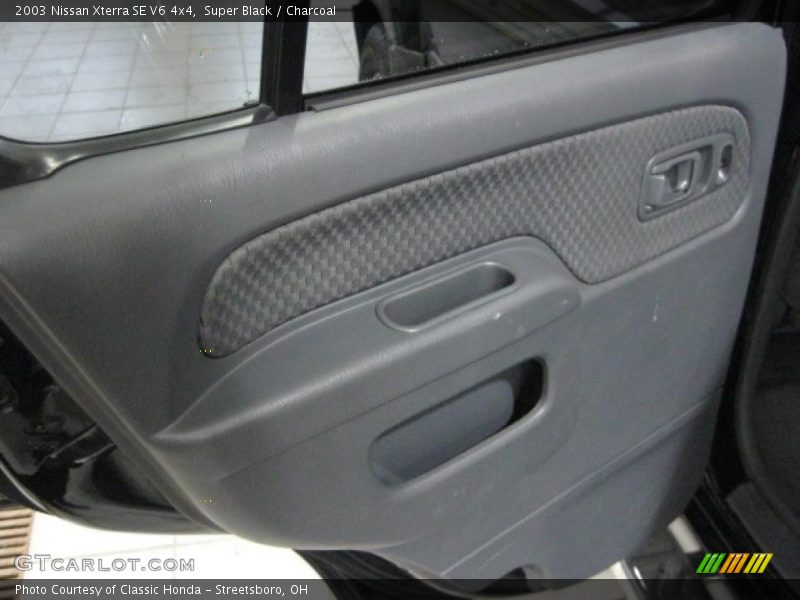 Super Black / Charcoal 2003 Nissan Xterra SE V6 4x4